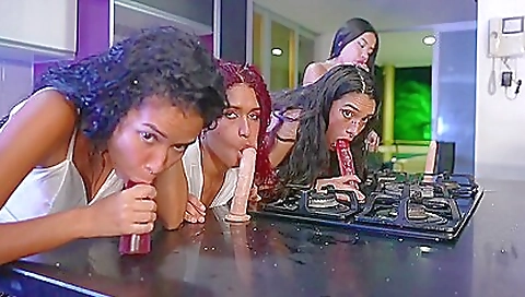 Sav surprisingo nanny and cum on face