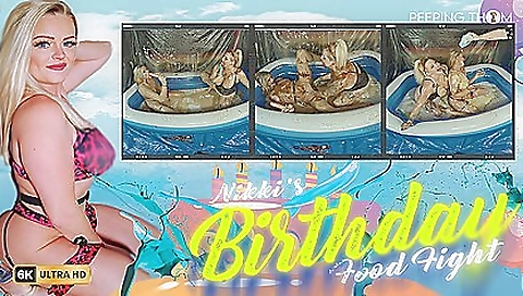 Sexy blonde modeleer and dildo fuck