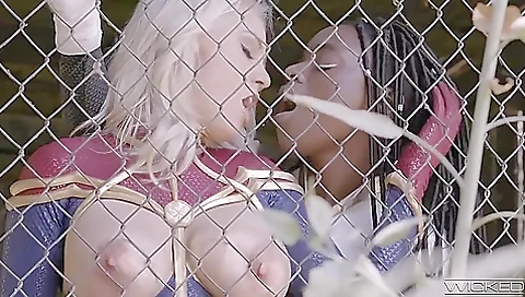 Makes Her Self Squirt Hard With Ana Foxxx And Kenzie Taylor